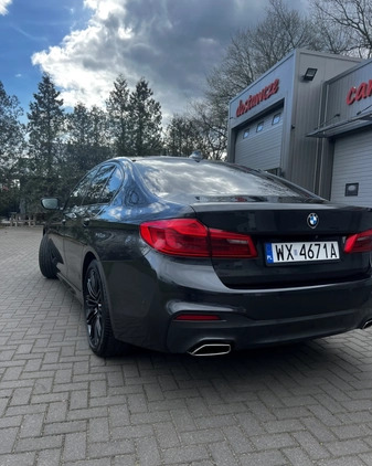 BMW Seria 5 cena 135000 przebieg: 229931, rok produkcji 2018 z Józefów małe 379